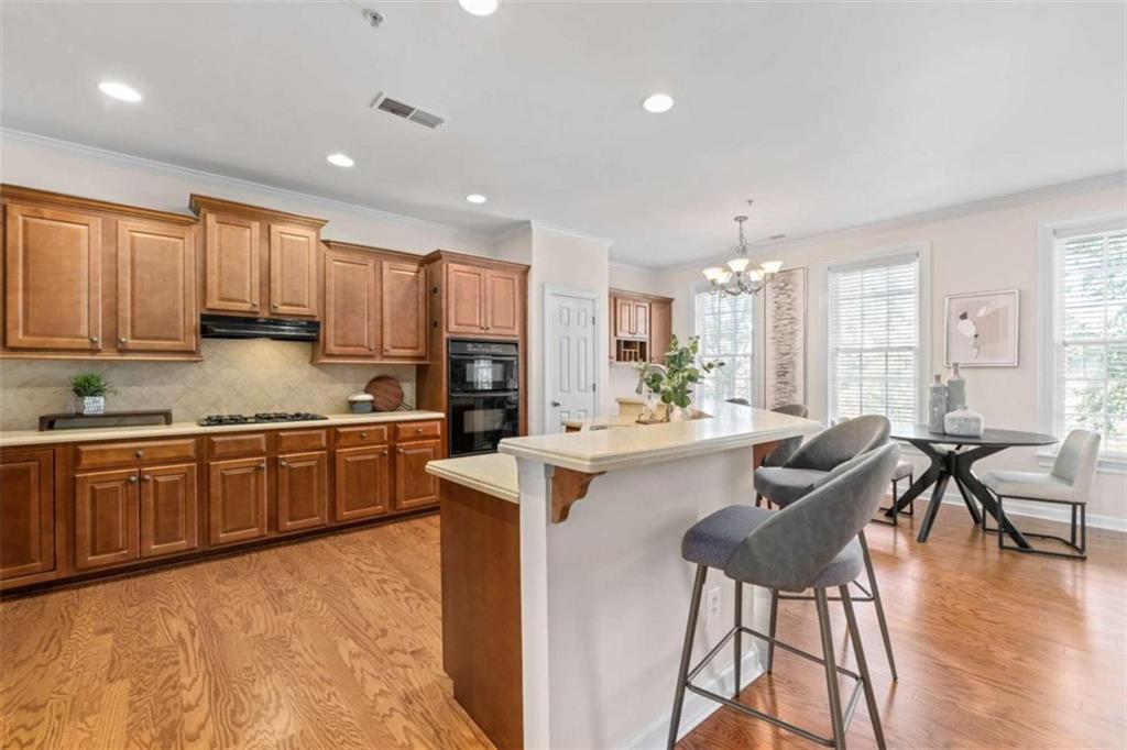 1275 W Spring Street