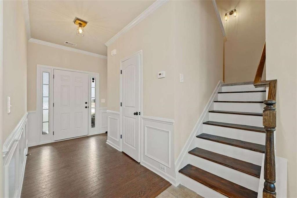 37 Monarch Court