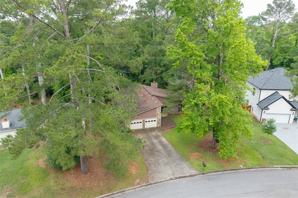 9383 Woodknoll Way