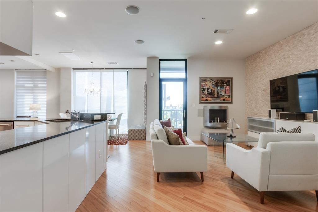 301 NE 4th Street Unit: 7