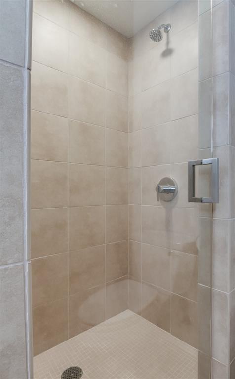 301 NE 4th Street Unit: 7