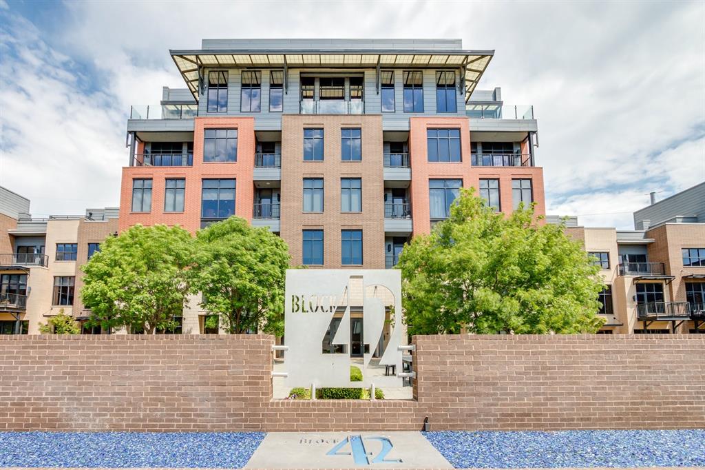 301 NE 4th Street Unit: 7