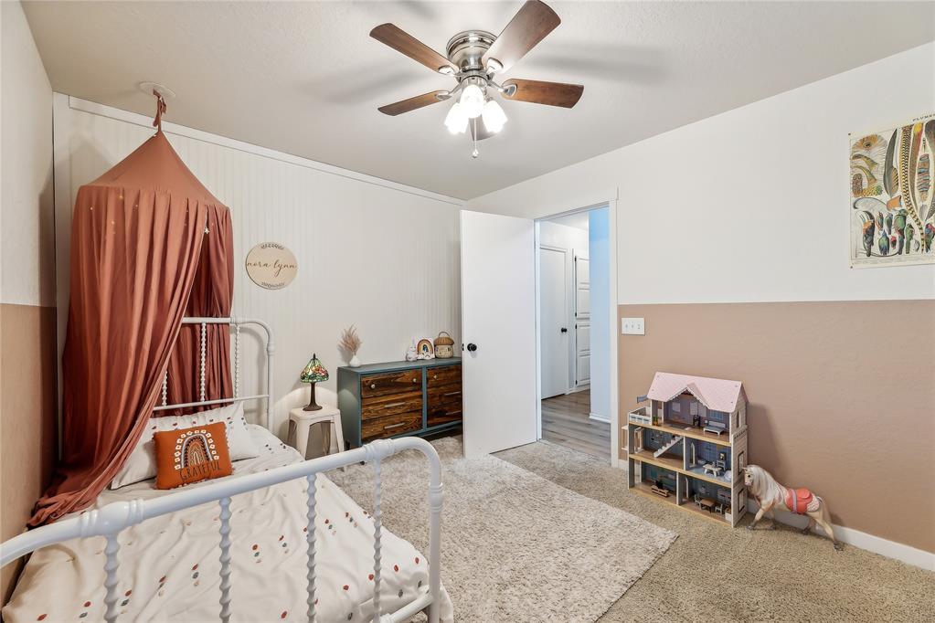 18501 Chestnut Oak Drive