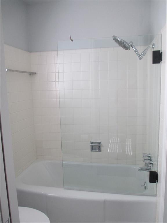 2701 NW 58th Place