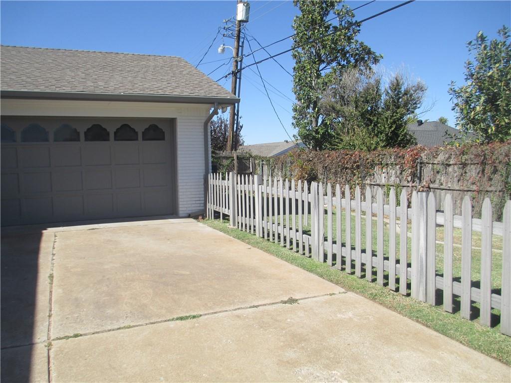 2701 NW 58th Place