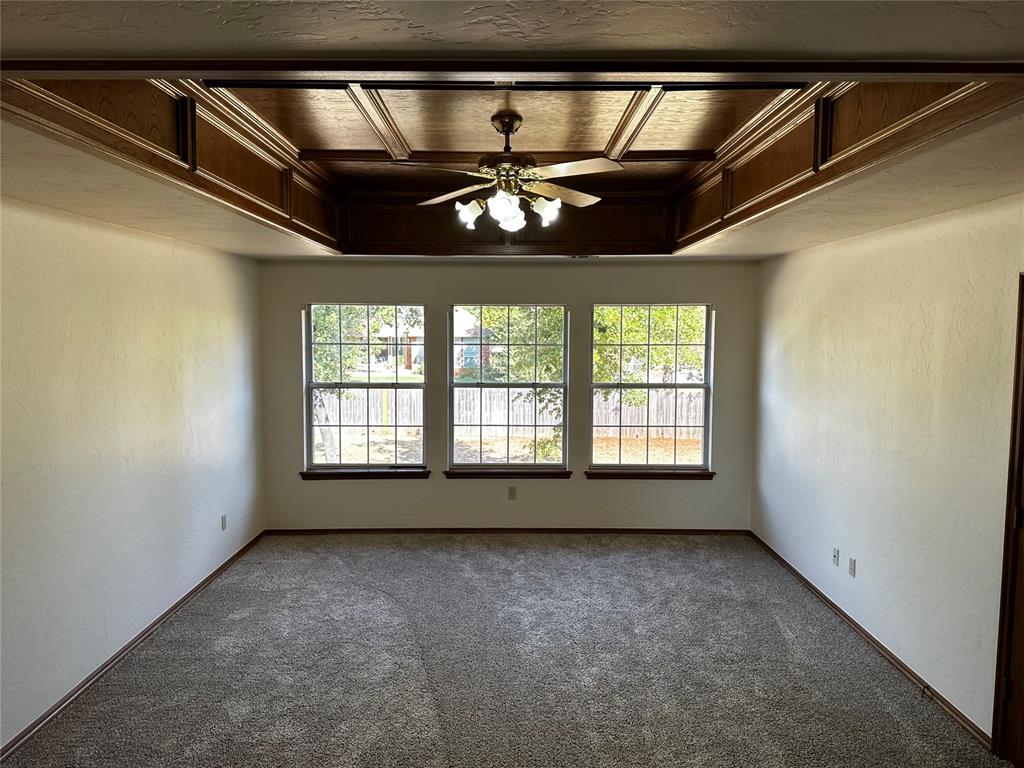 605 Heatherstone Road
