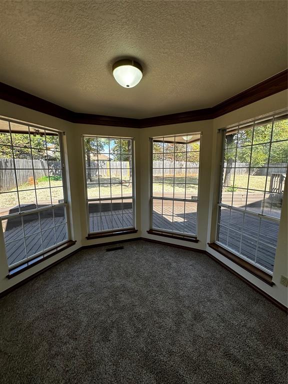 605 Heatherstone Road