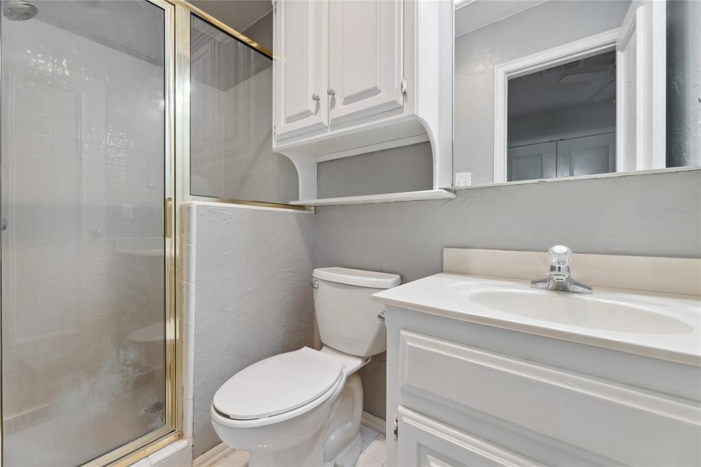 2524 Fernwood Drive