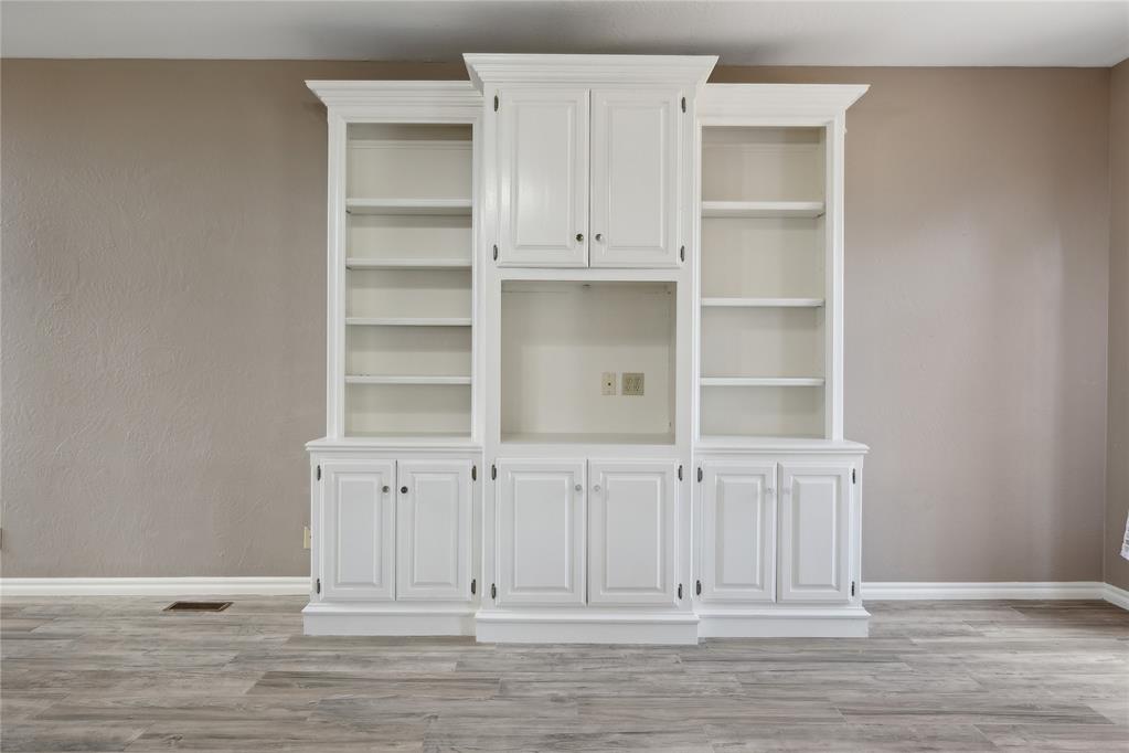 2524 Fernwood Drive