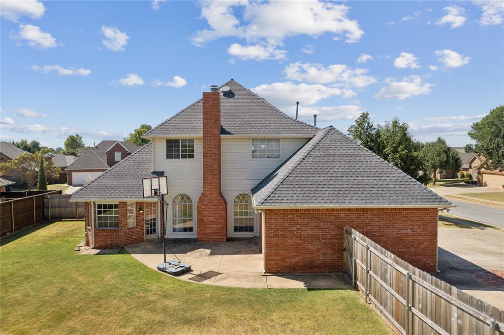 2524 Fernwood Drive