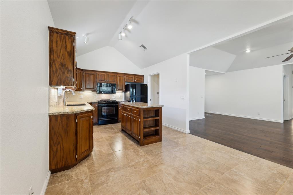 613 Colony Drive