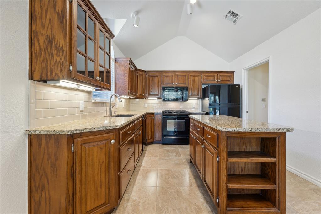 613 Colony Drive