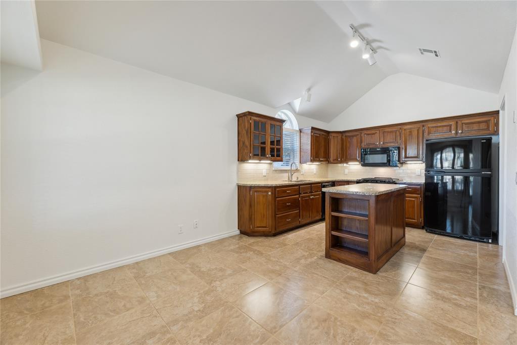 613 Colony Drive