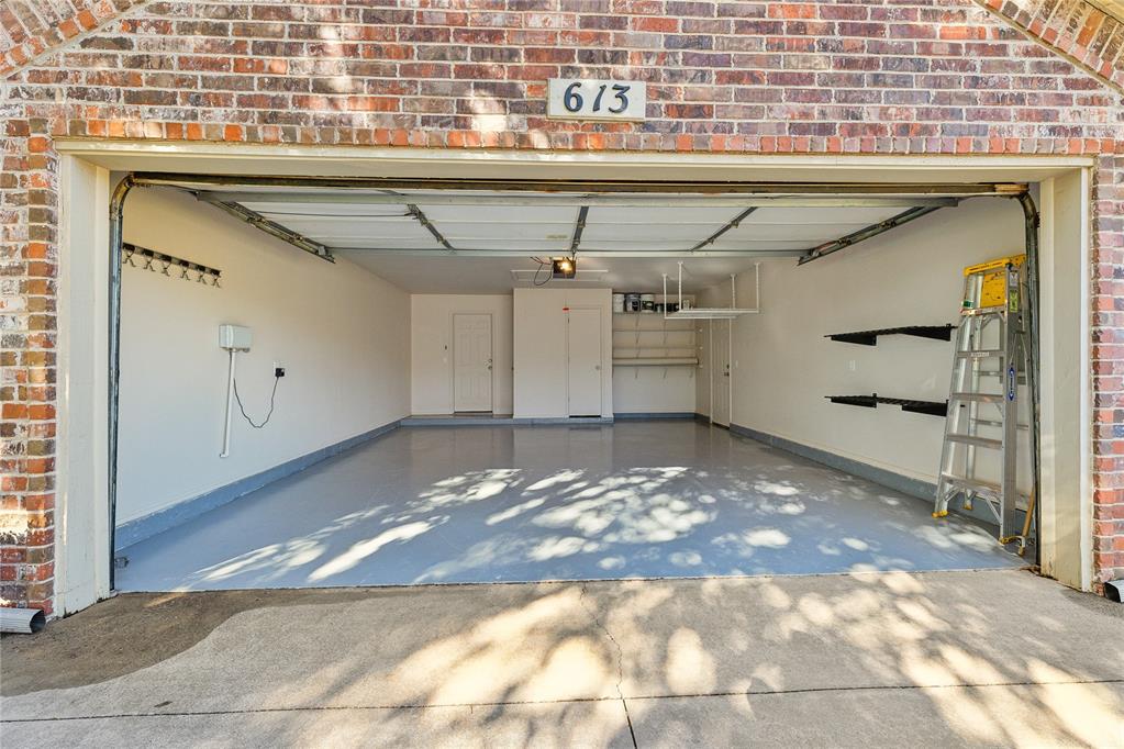 613 Colony Drive