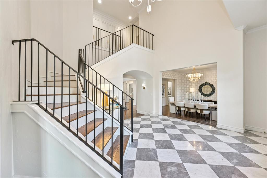 1401 Oak Tree Drive