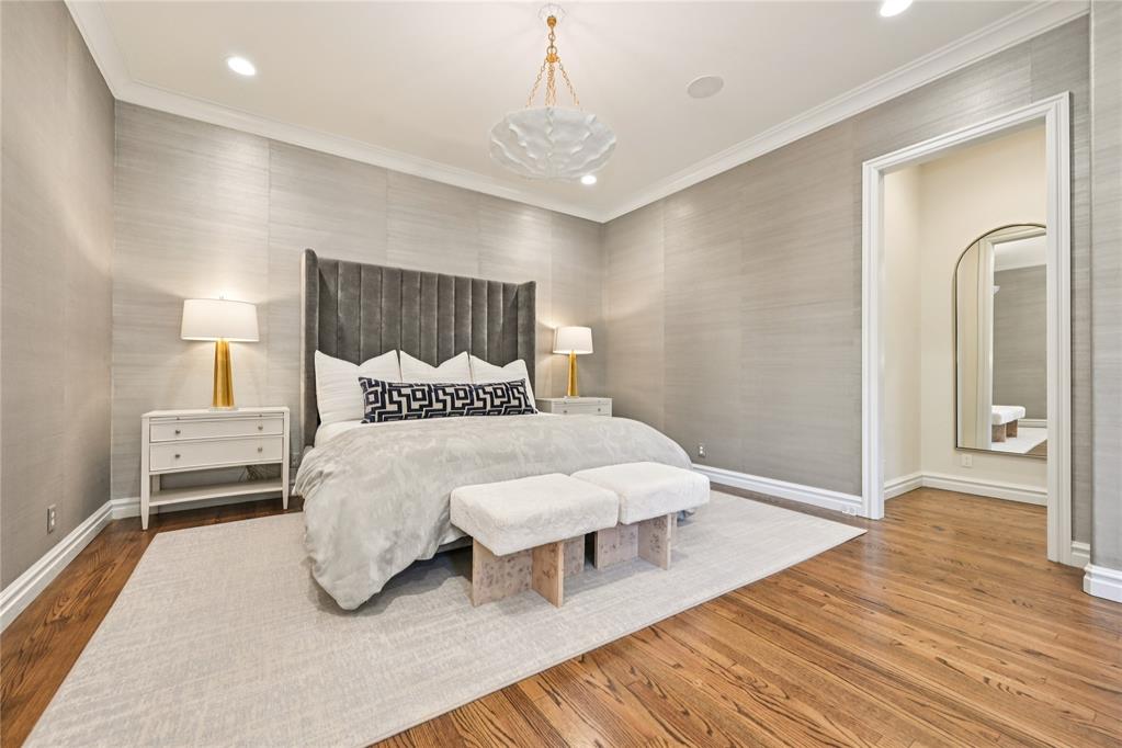 1401 Oak Tree Drive