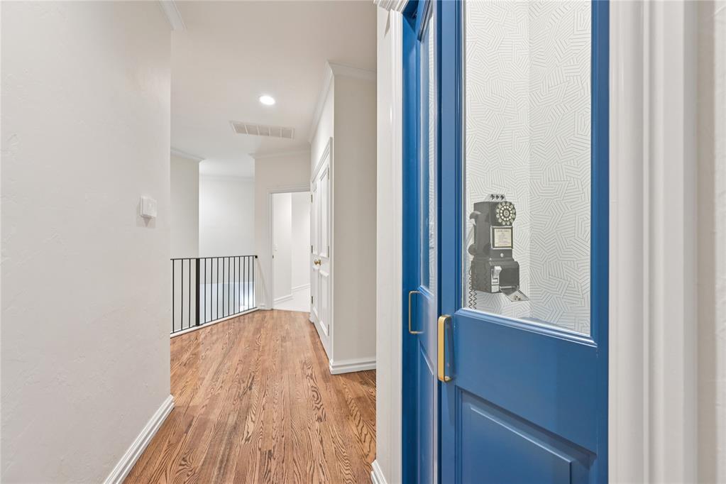 1401 Oak Tree Drive