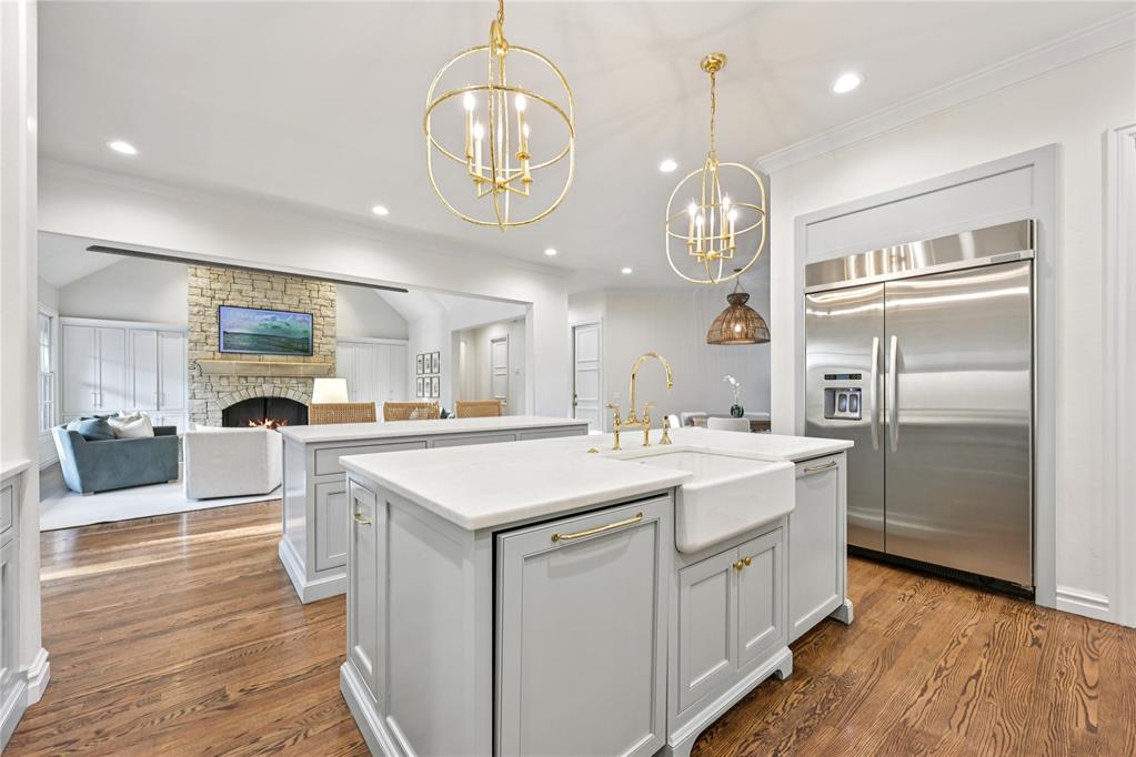 1401 Oak Tree Drive