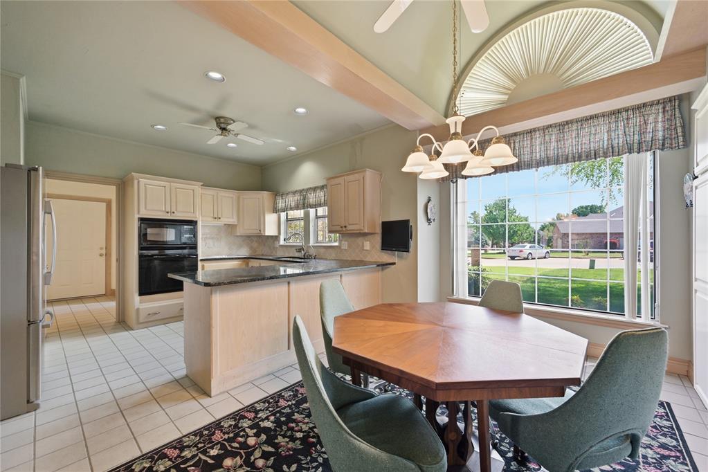 5515 Fairway Drive