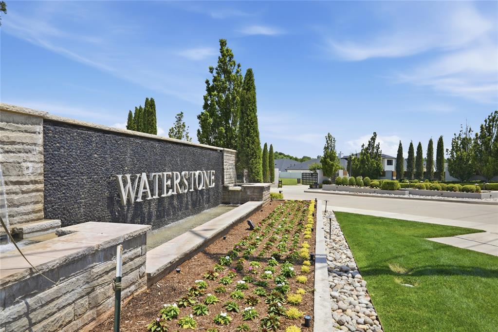 15600 Waterstone Way
