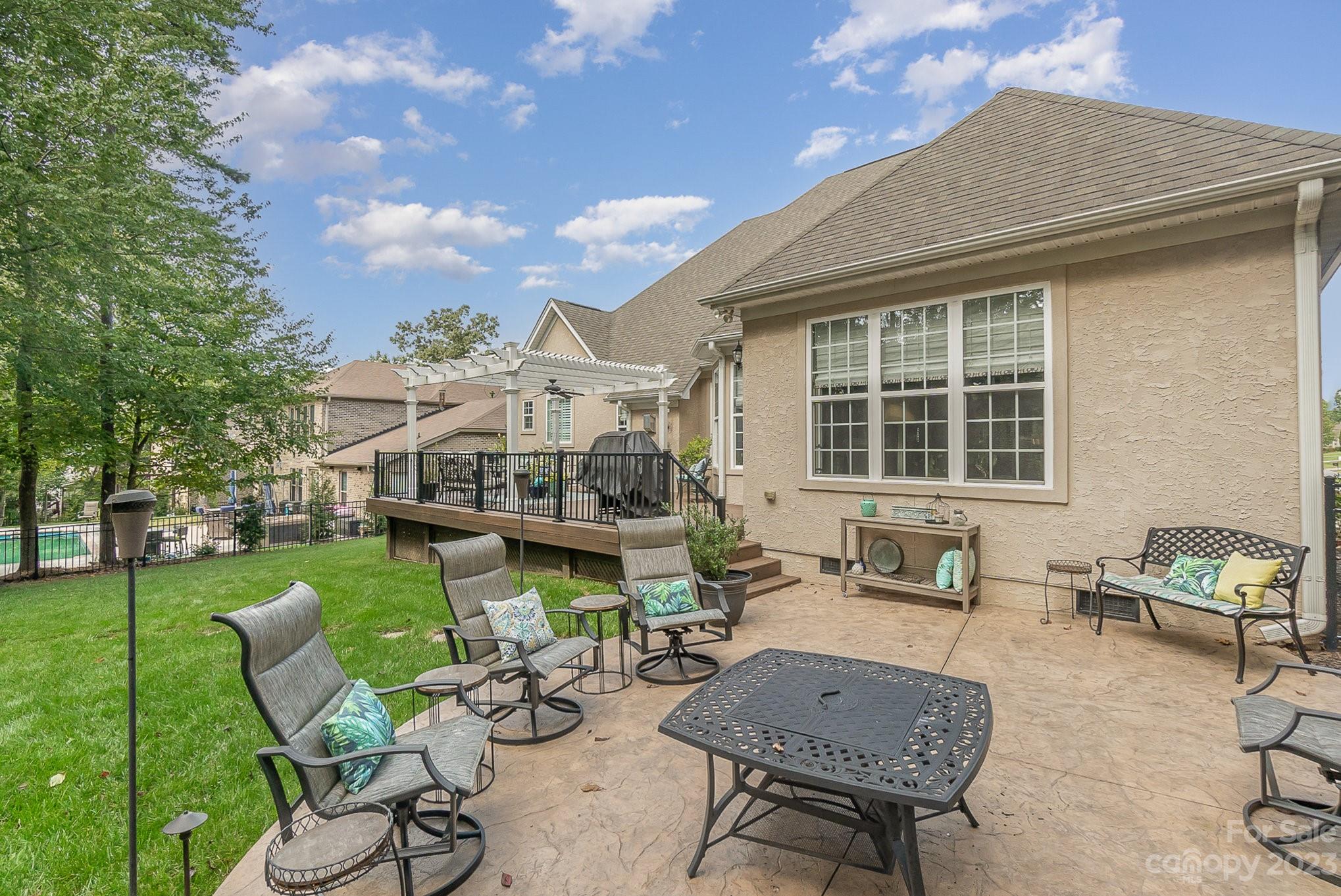 7818 Sand Trap Lane