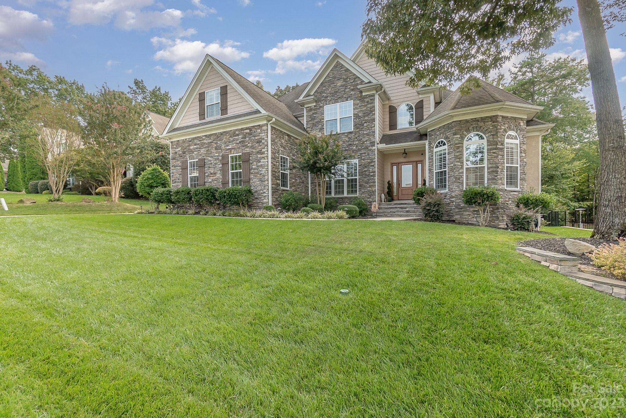 7818 Sand Trap Lane