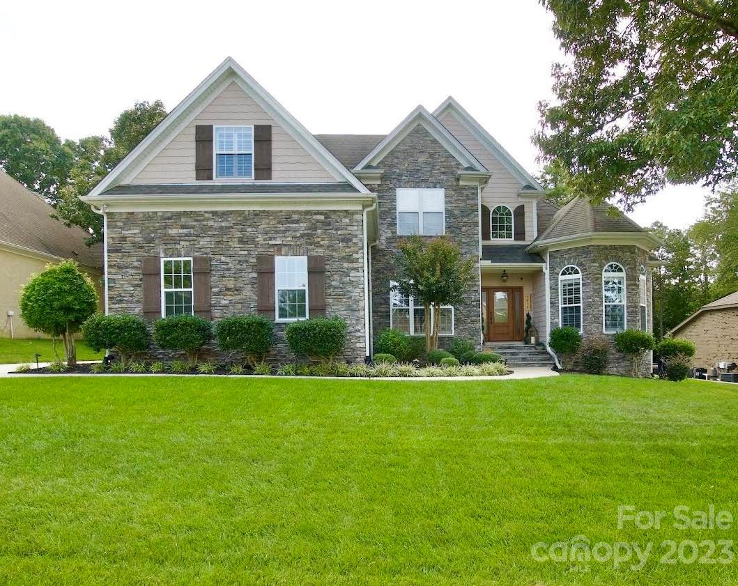 7818 Sand Trap Lane