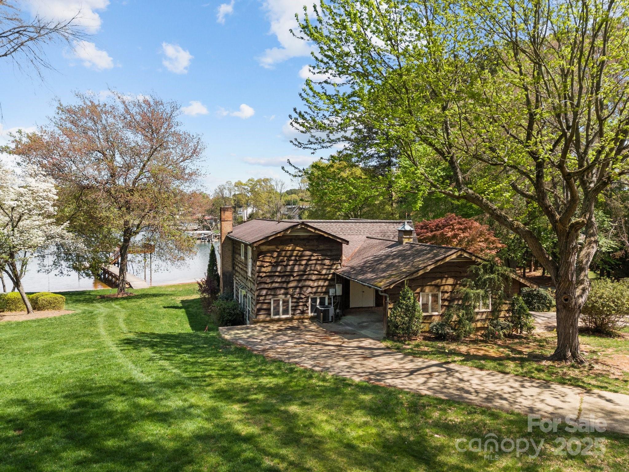126 Balmoral — Brawley Peninsula | Lake Norman A Buyer Success Story