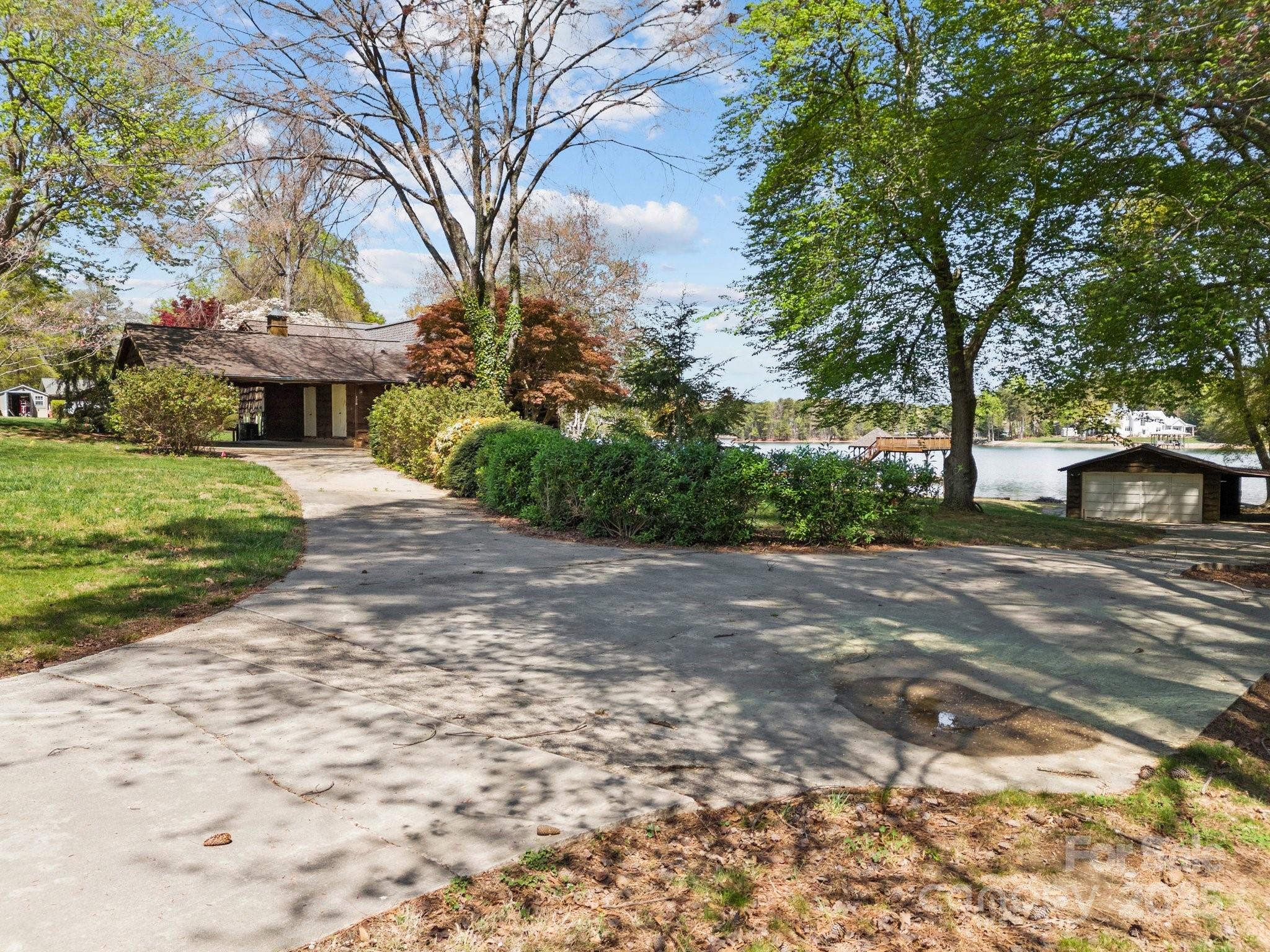 126 Balmoral — Brawley Peninsula | Lake Norman A Buyer Success Story