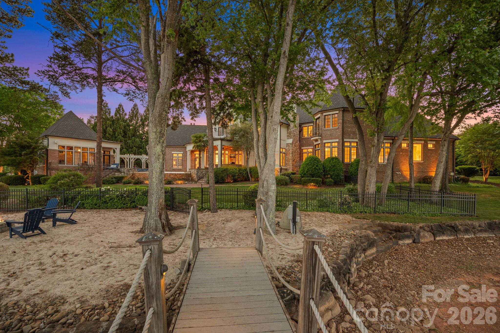 109 Conway Court