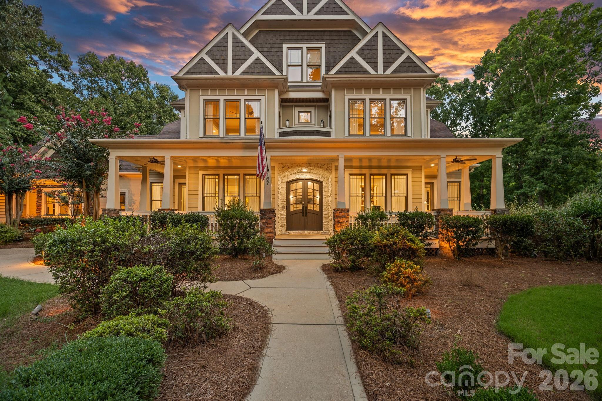157 Dedham Loop