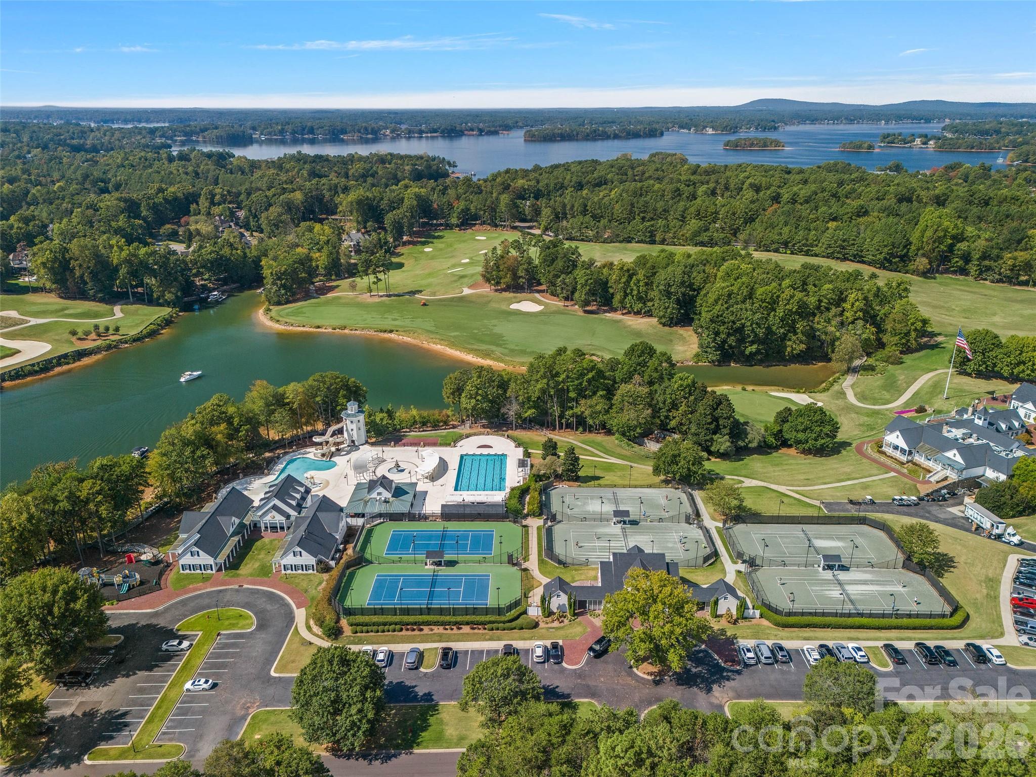157 Dedham Loop