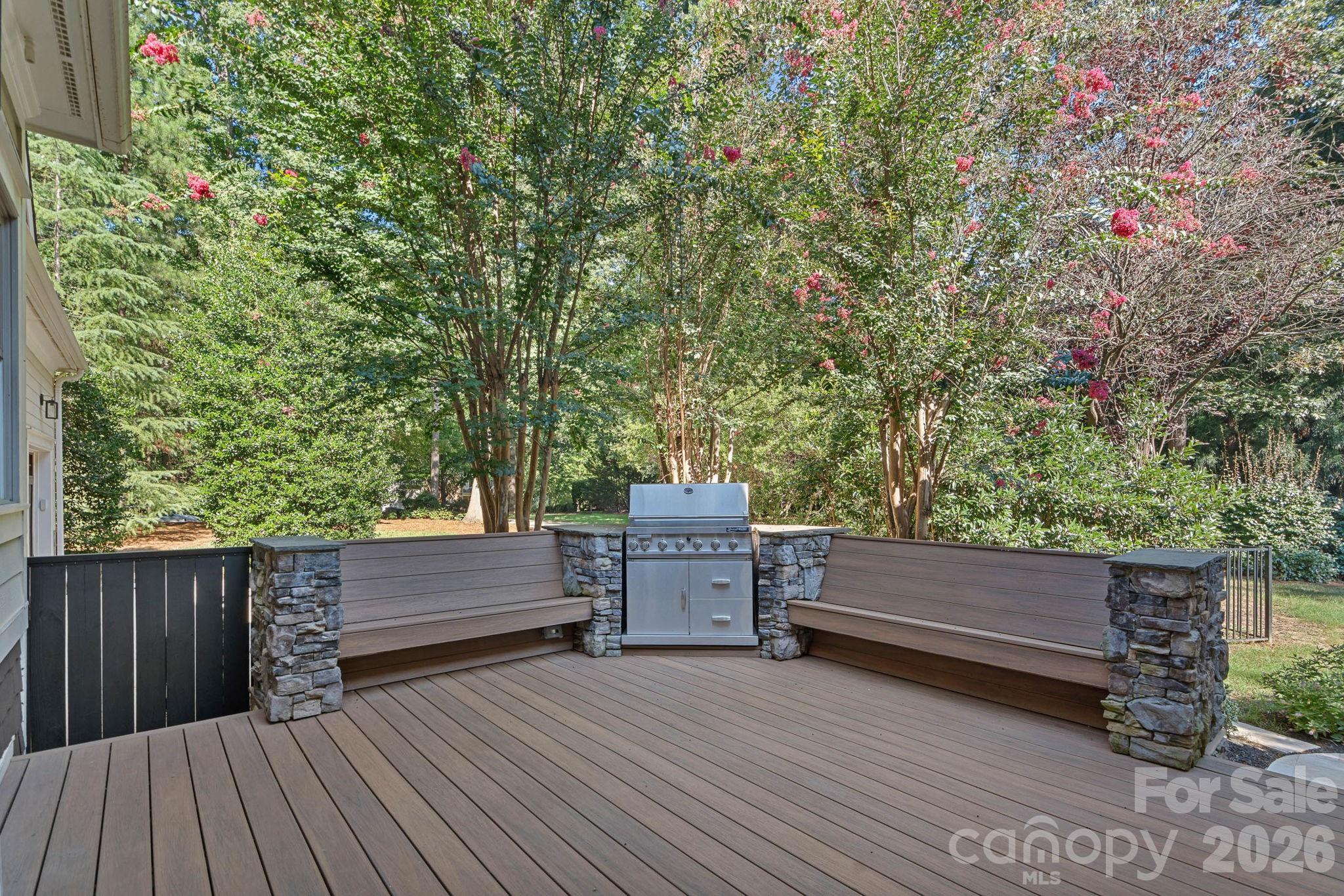 157 Dedham Loop