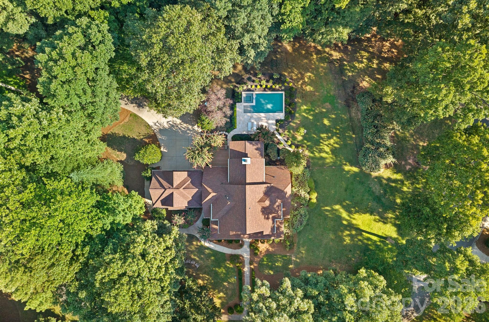 157 Dedham Loop