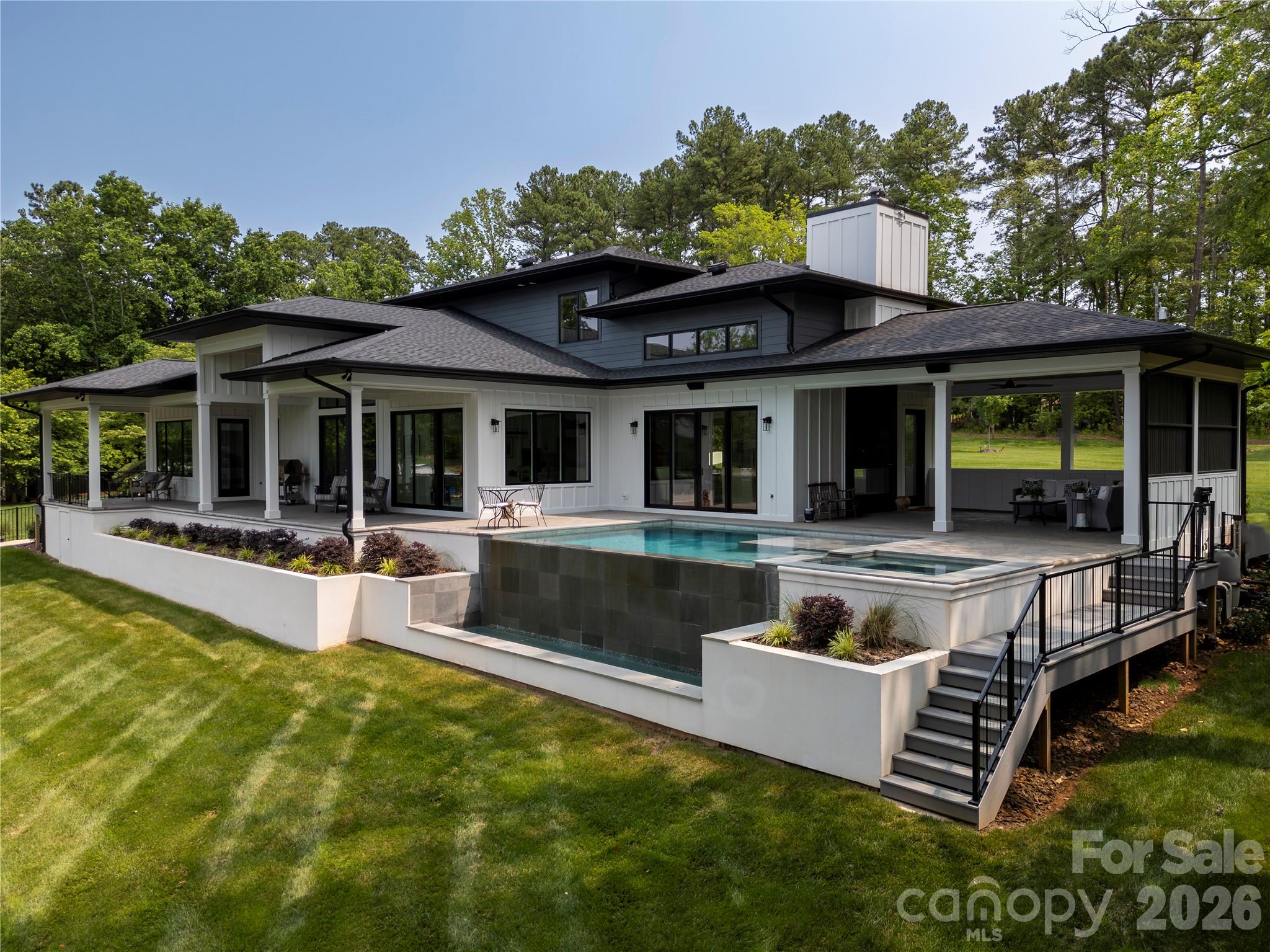 138 Lucent Lane