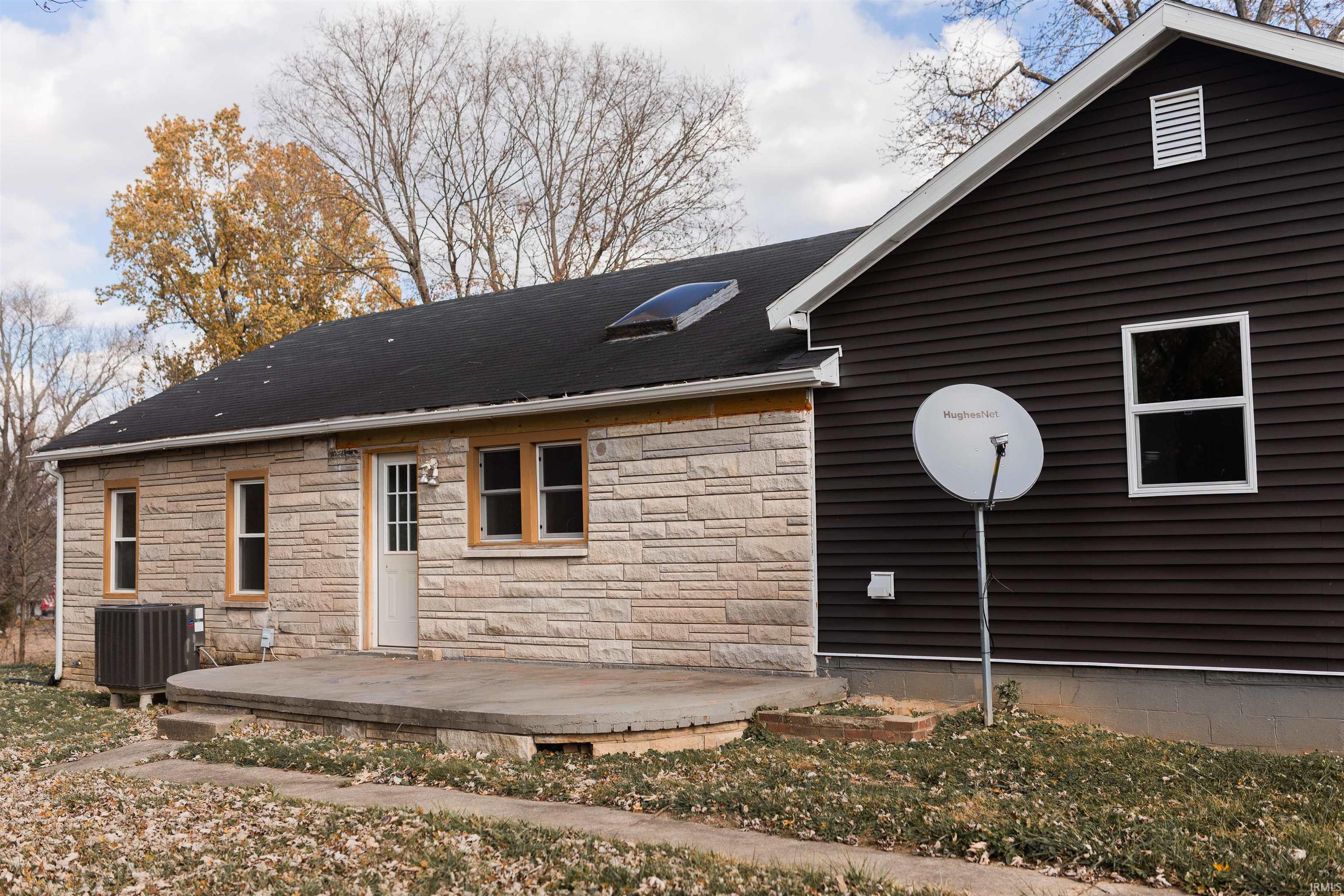 4221 St Rd 54 W