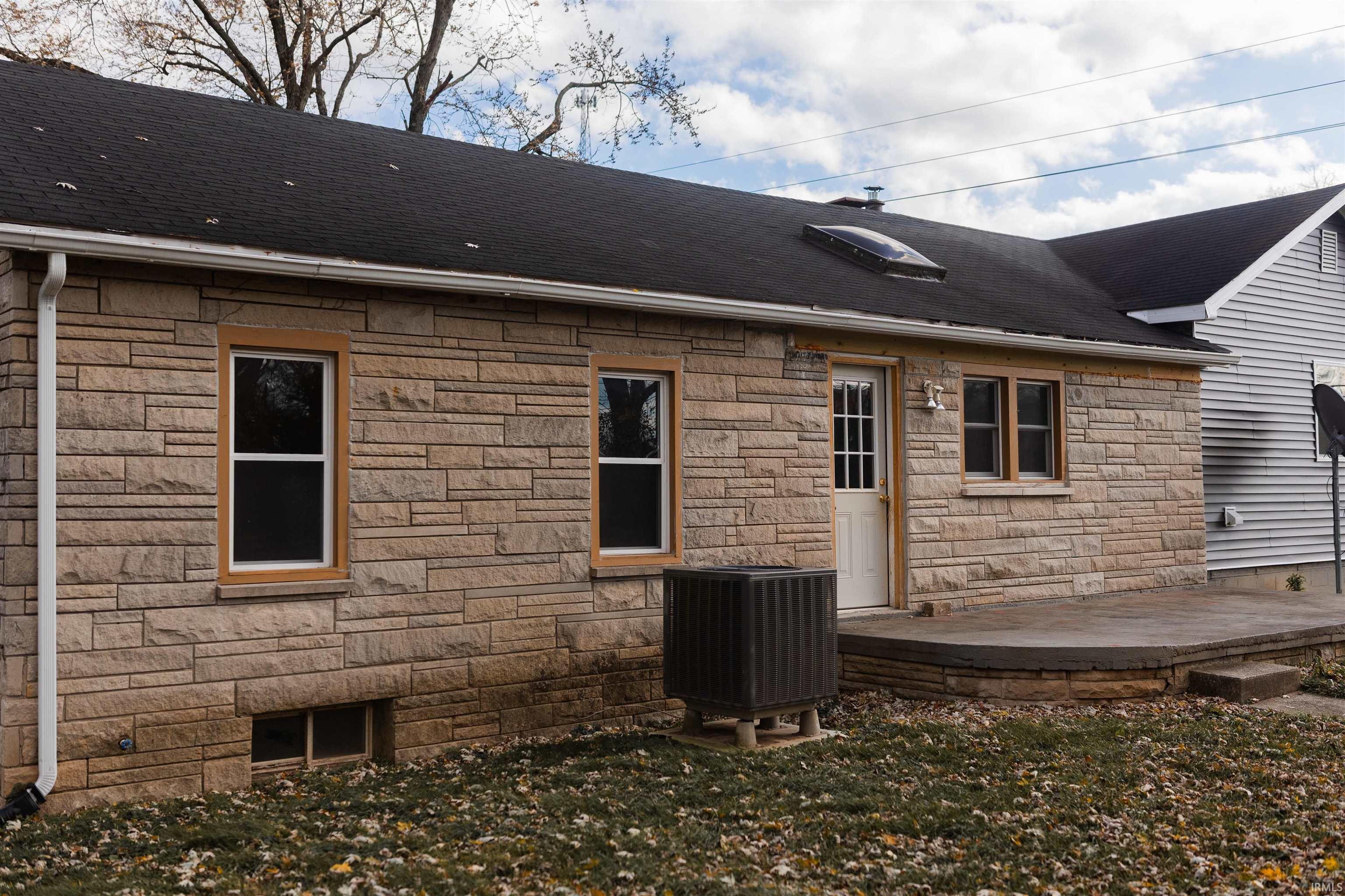 4221 St Rd 54 W
