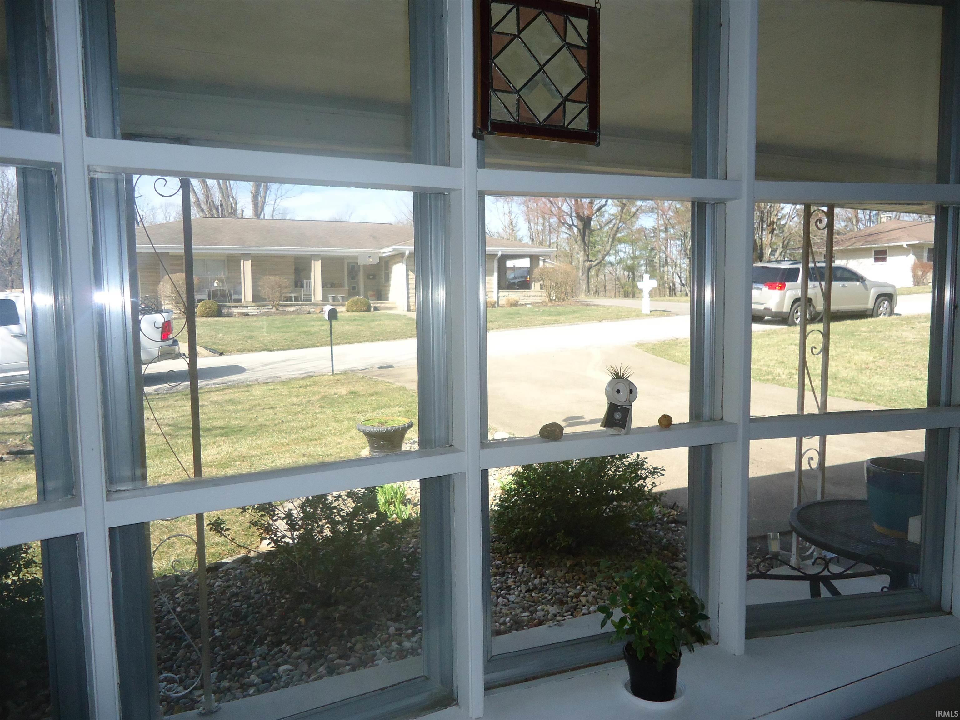 1208 OAK MANOR
