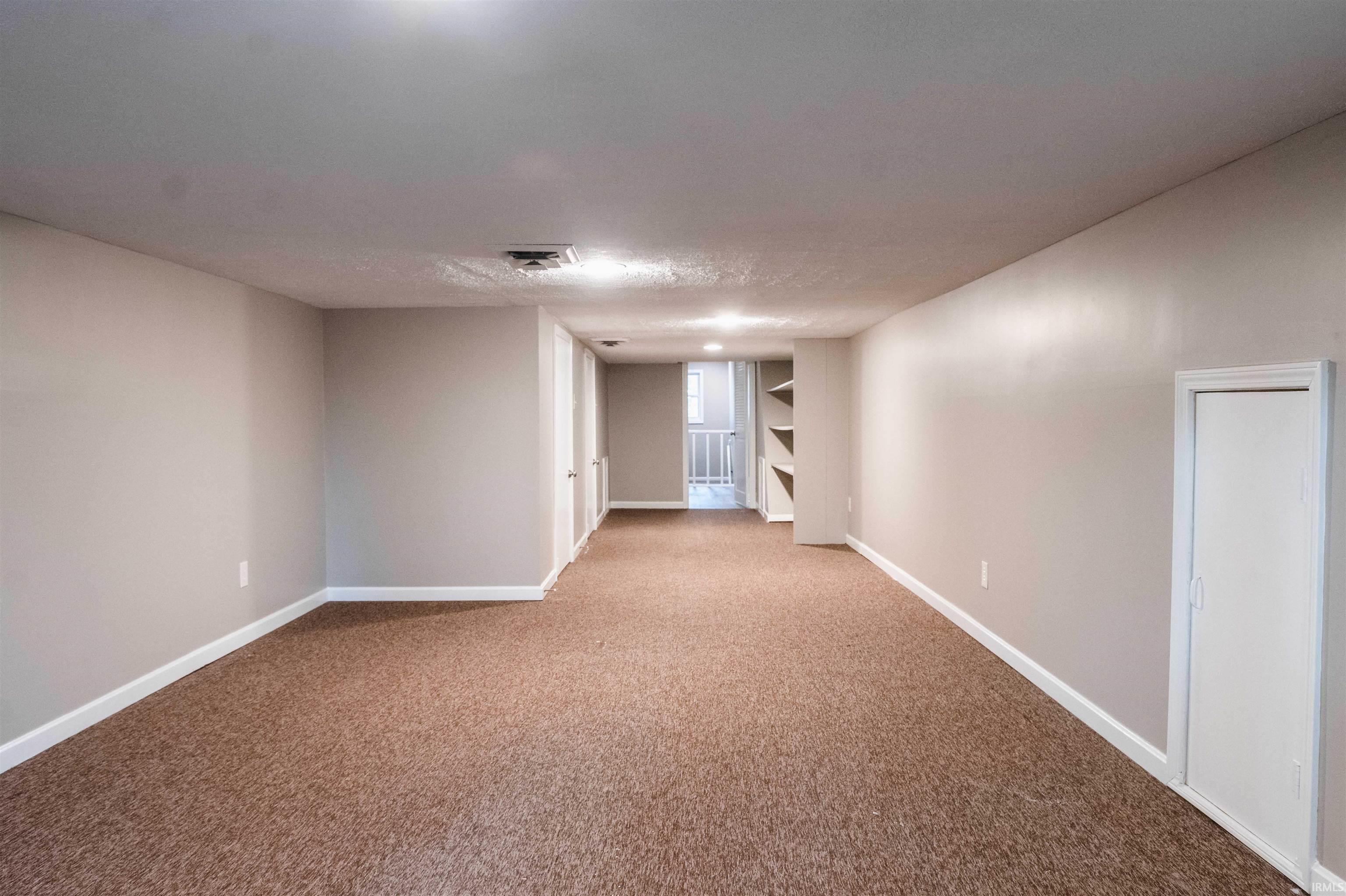 1085 S Martinsburg Road