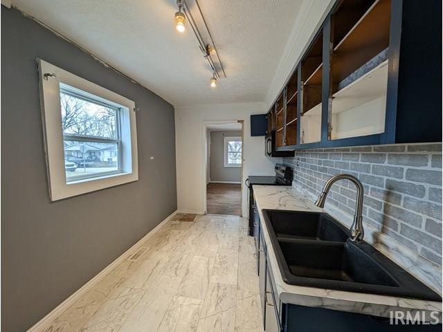 528 V Street