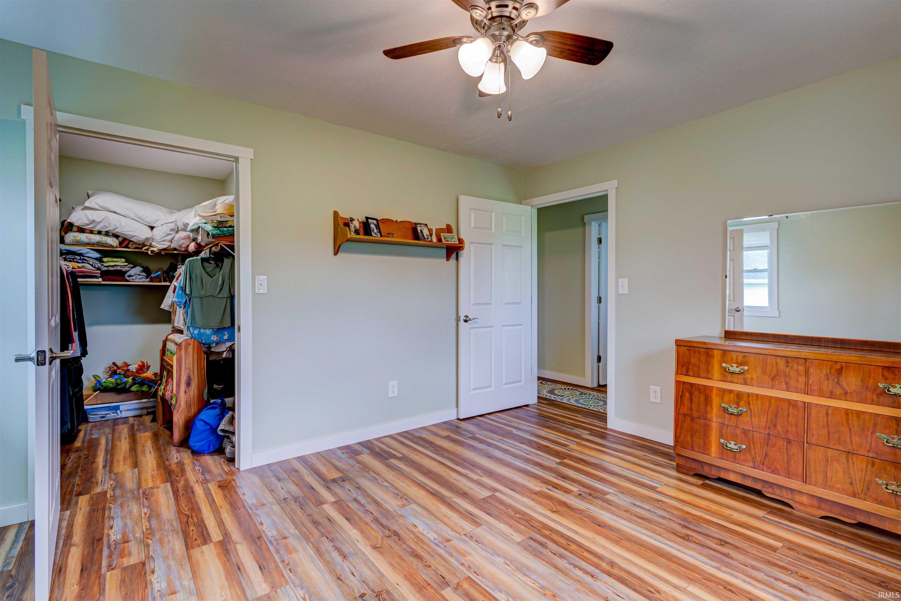 527 S 6th Street