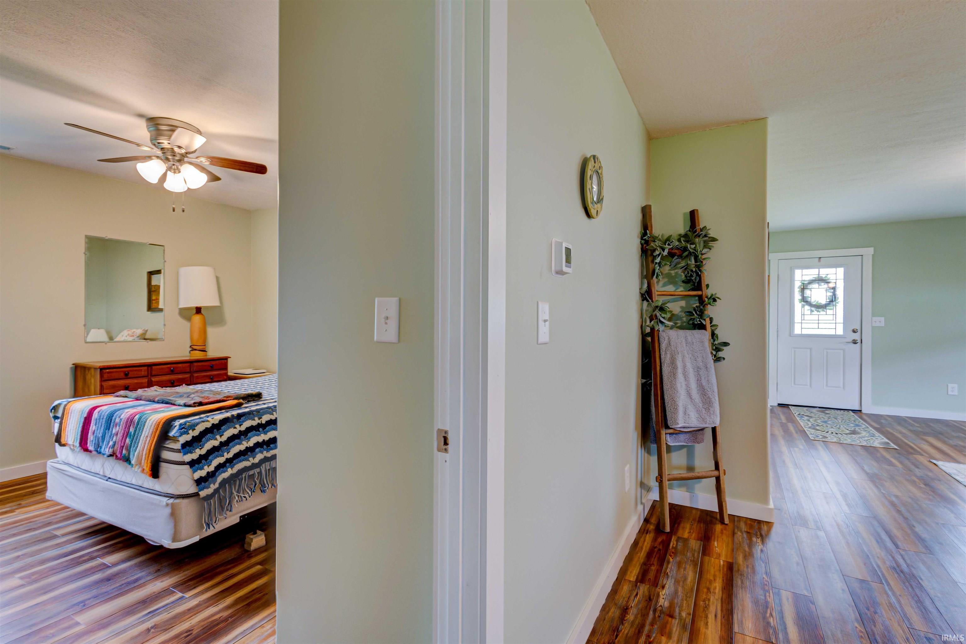 527 S 6th Street