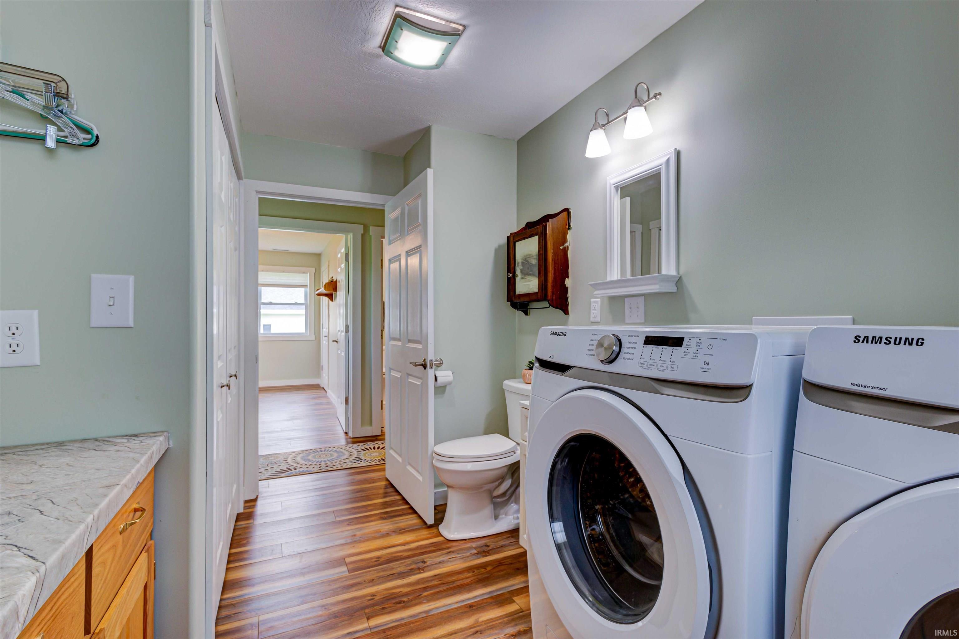527 S 6th Street