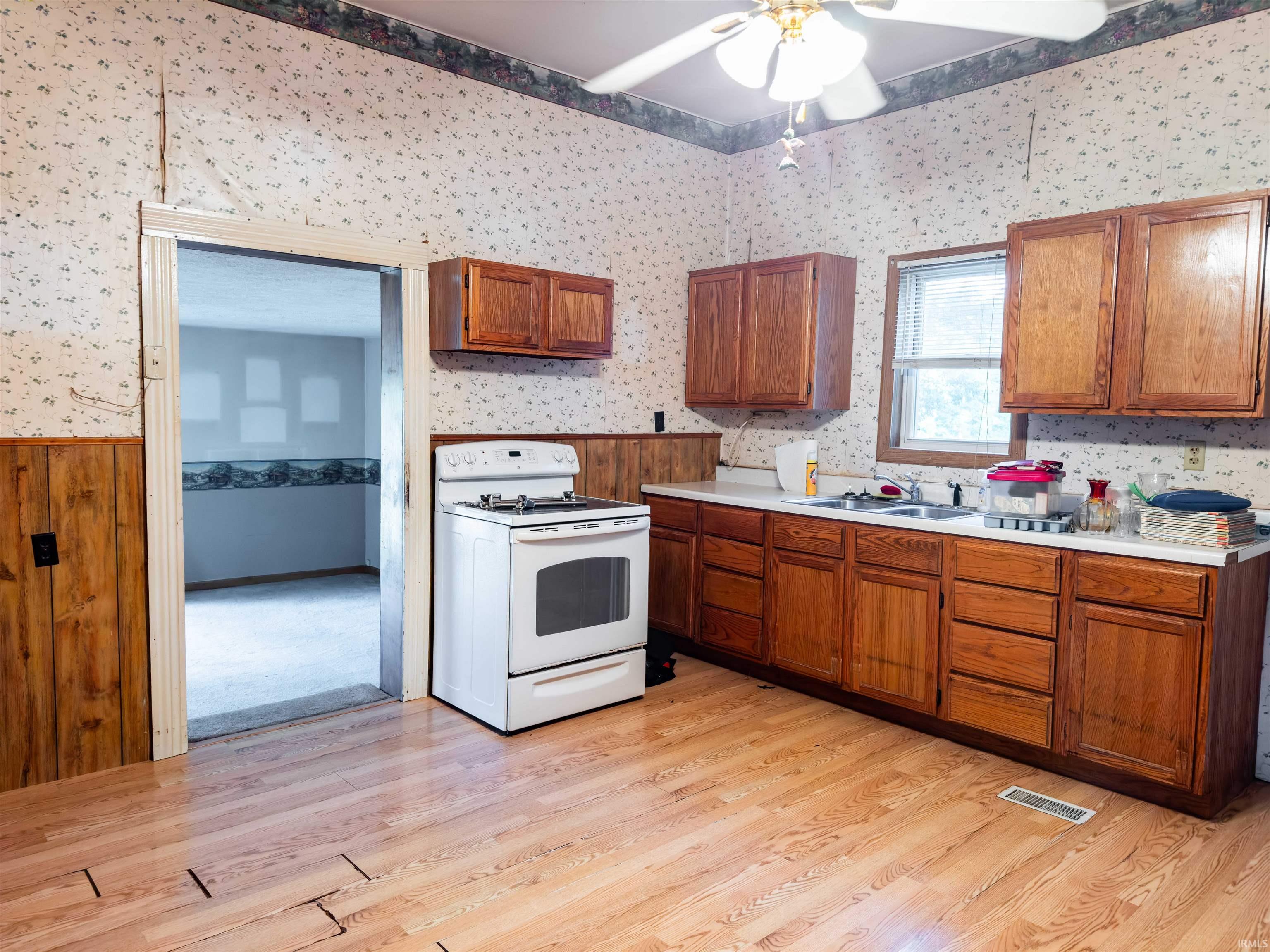 7535 W Co Rd 275 S