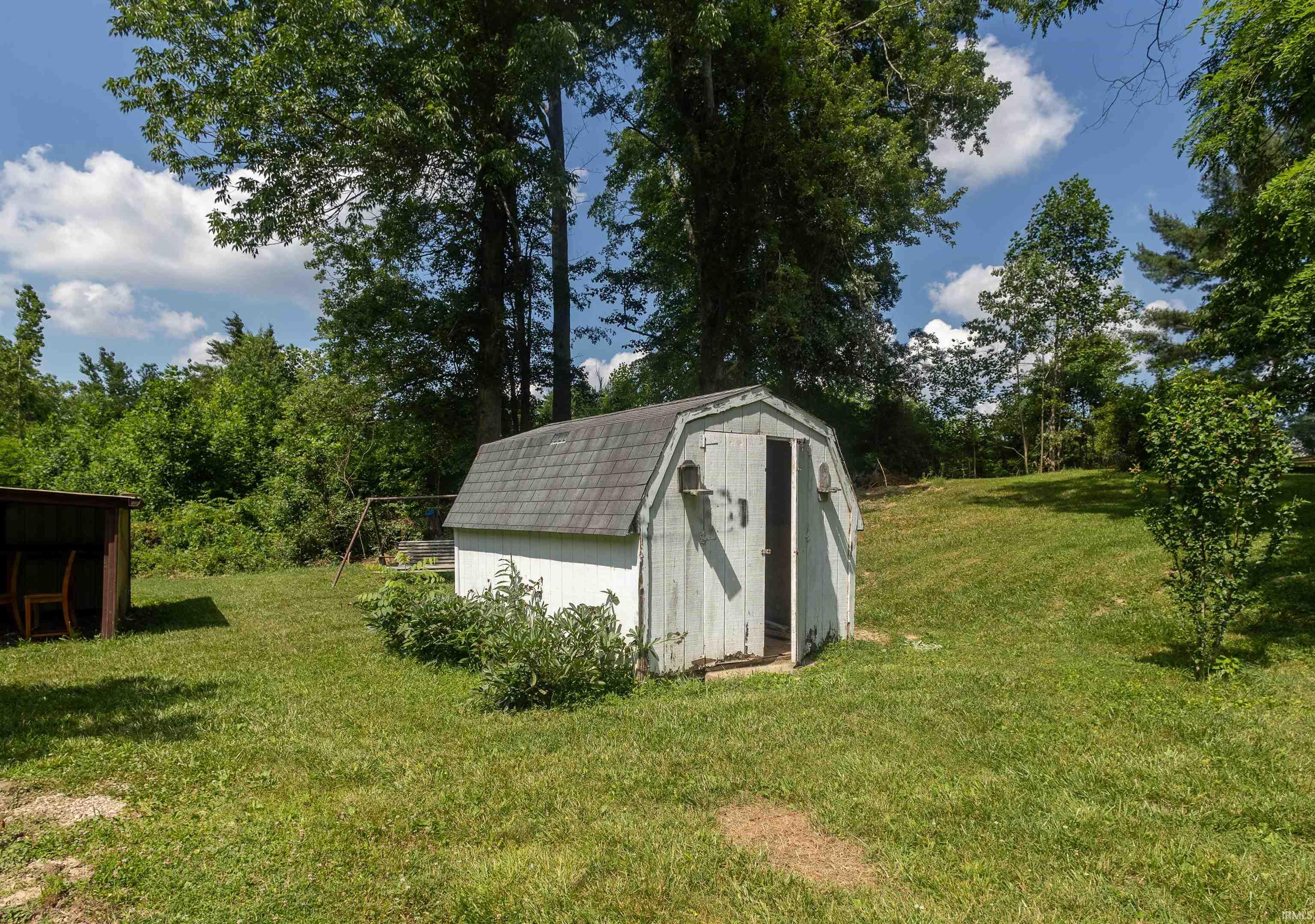 1690 N Co Rd 325 E