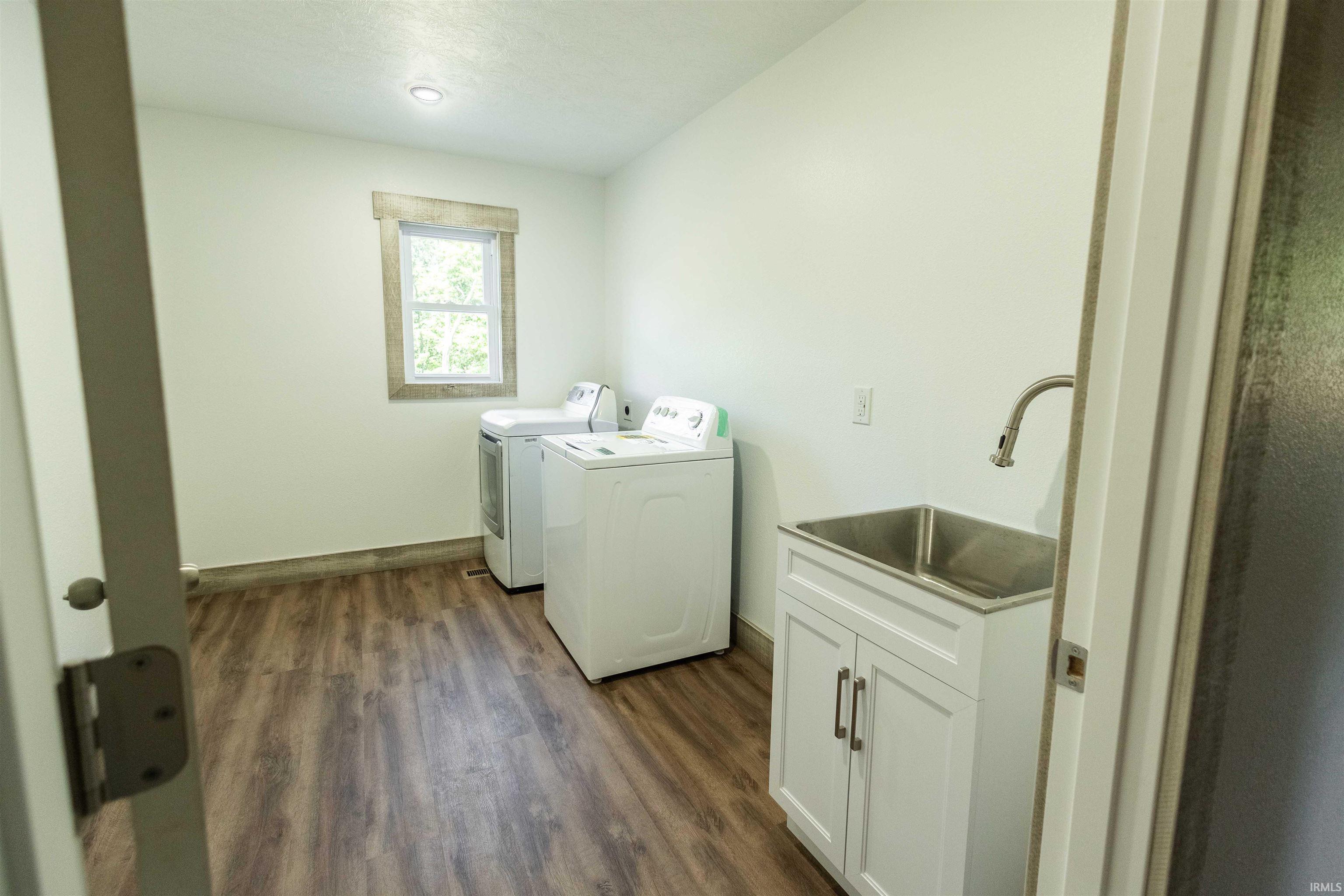 3243 E St Rd 54