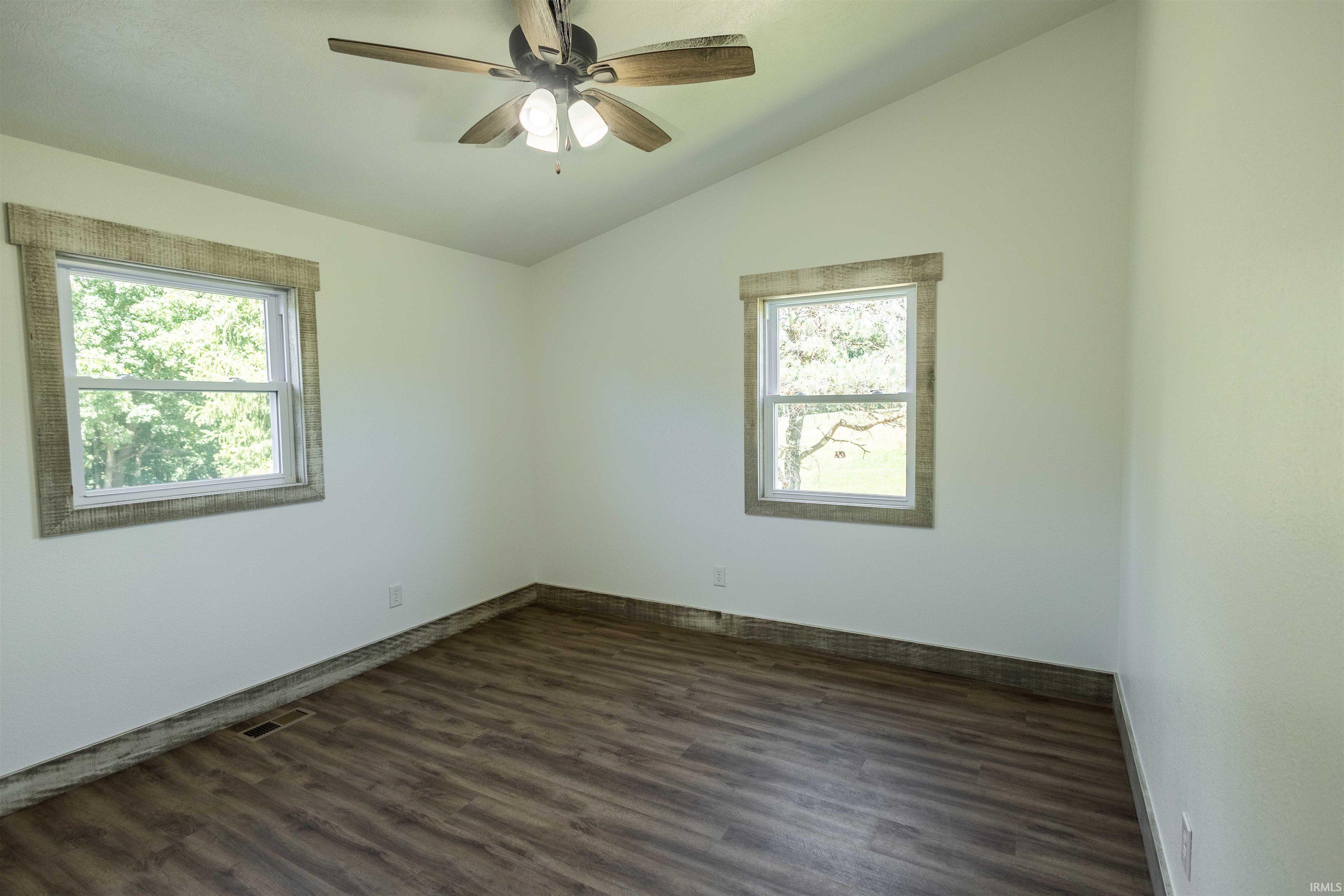3243 E St Rd 54