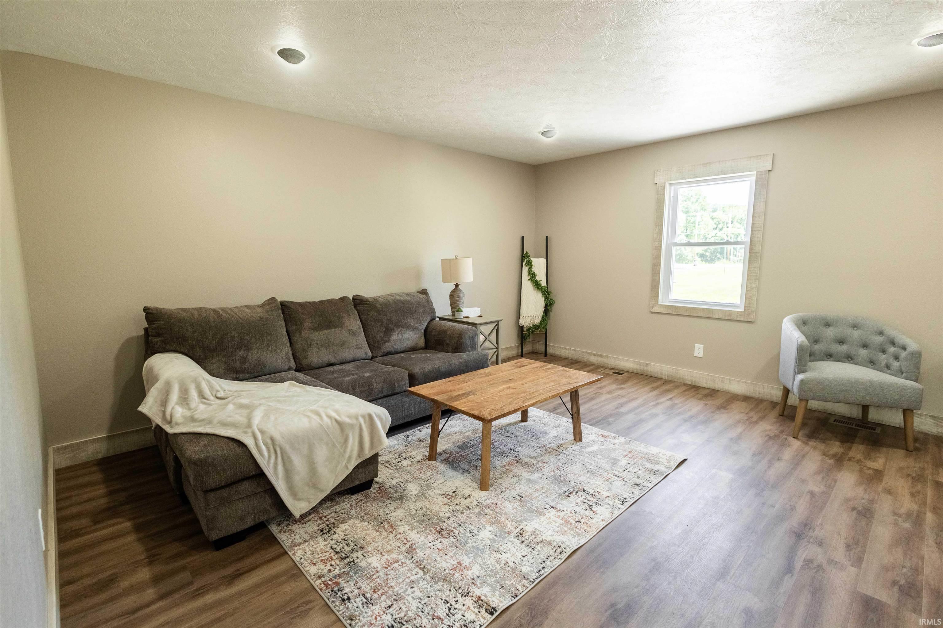 3243 E St Rd 54