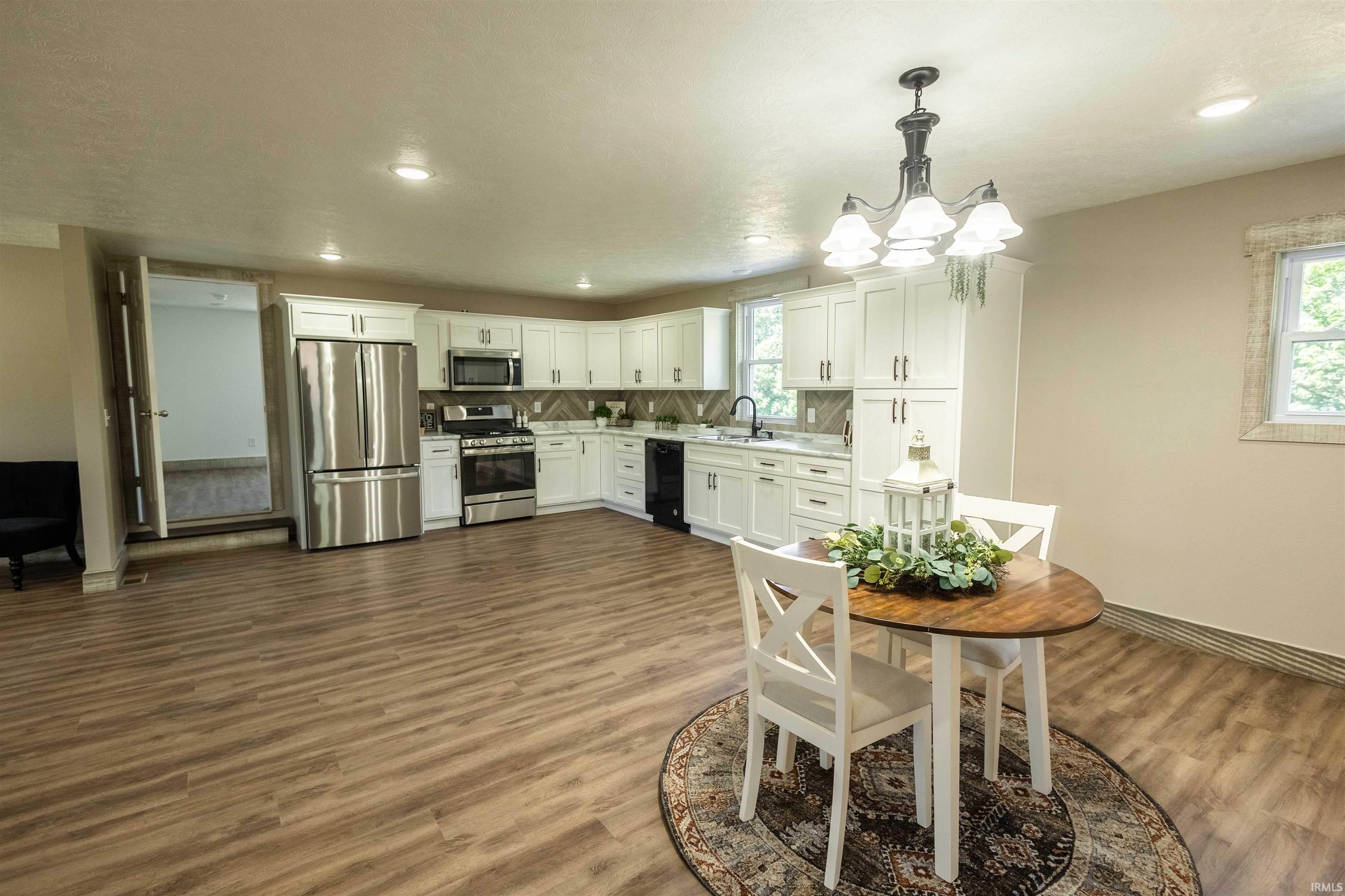 3243 E St Rd 54