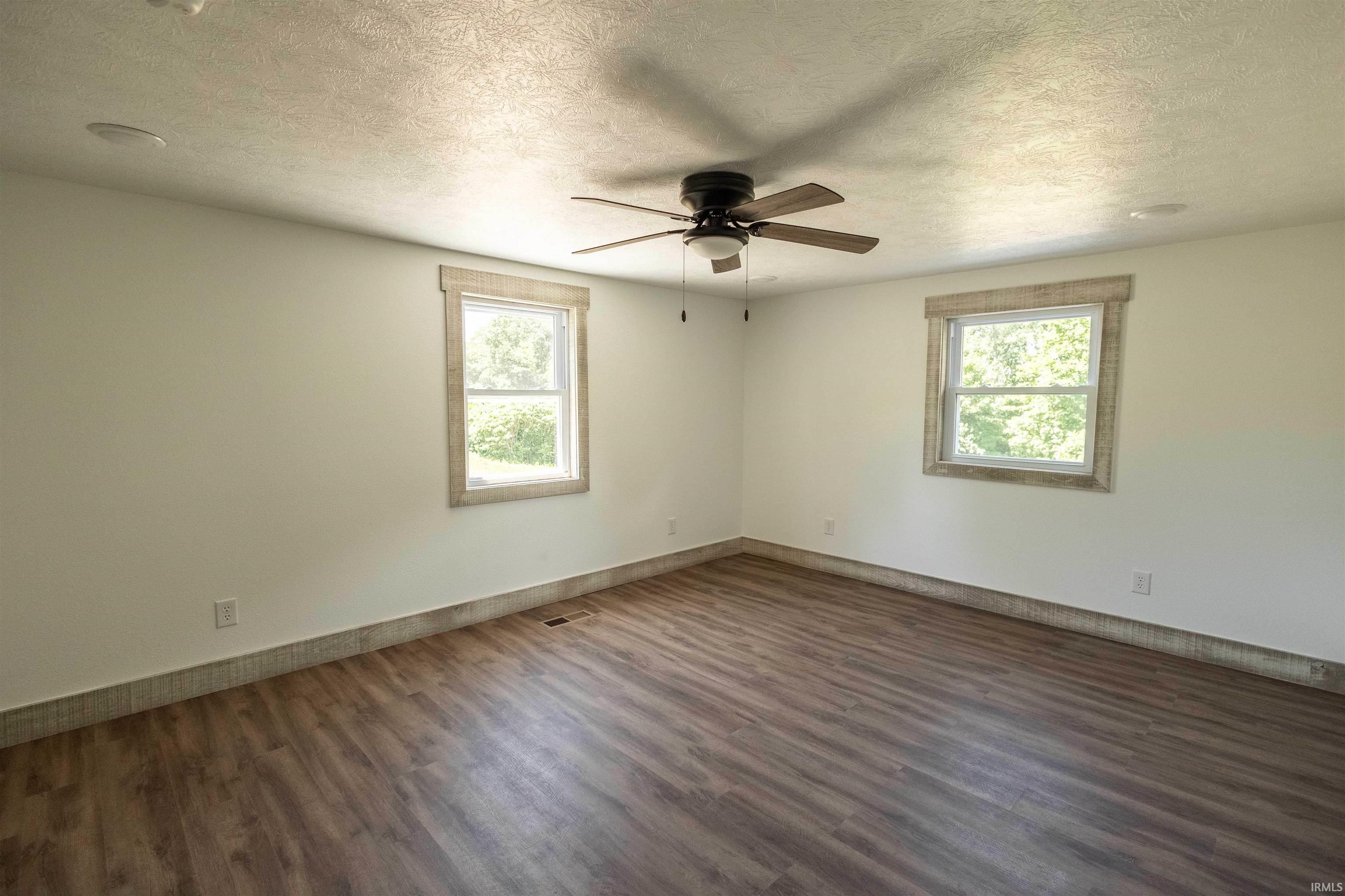 3243 E St Rd 54